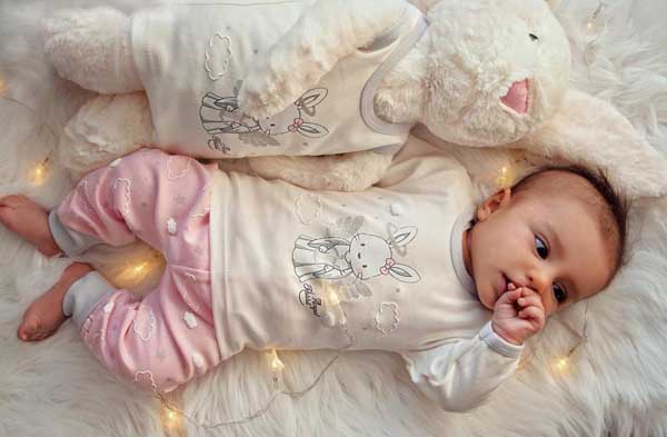 ست 5 تکه لباس نوزاد آرین طرح انجل