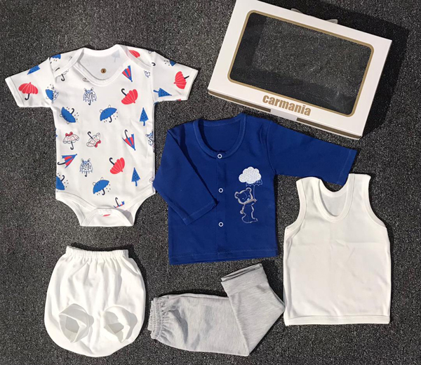 ستپنج تکه نوزادی