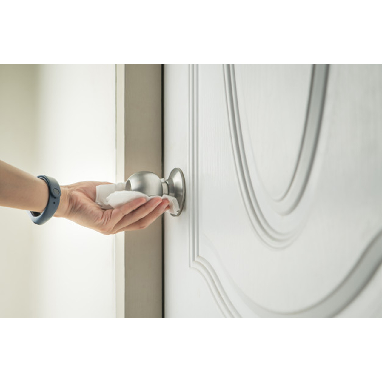 دستمال کاغذی 100 برگ دردانه مدل Economic بسته 12 عددی دستمال کاغذی 100 برگ دردانه مدل Economic بسته 12 عددی