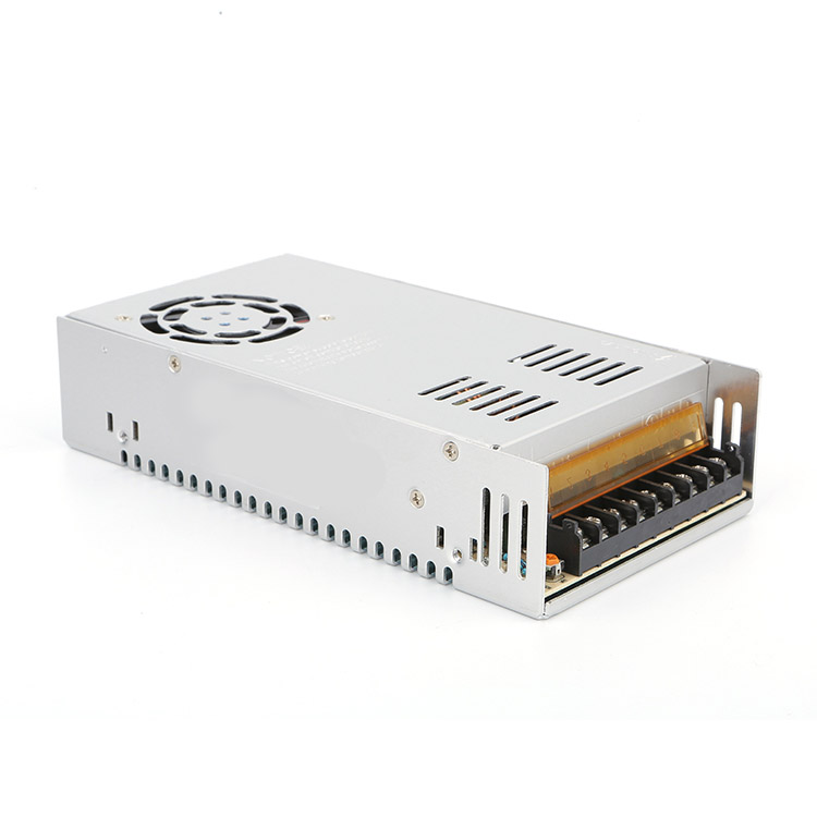 آداپتور سوئیچینگ 12 ولت 30 آمپر مدل CCTV12VDC30A آداپتور سوئیچینگ 12 ولت 30 آمپر مدل CCTV12VDC30A